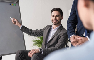 如何选择合适的成都定制高端网站类型？ 